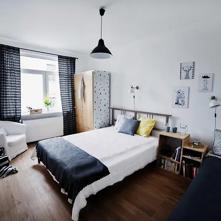Good Morning - Chmielna Street Apartment Warsaw